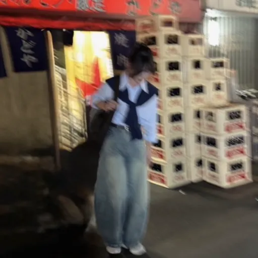 李薏萱